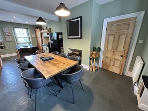 Photo 7- click for photo gallery